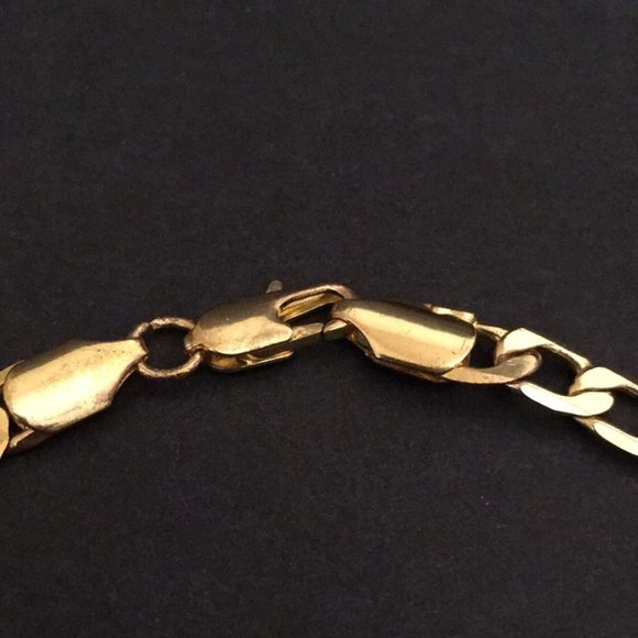 18k Gold Plated Bracelet - Picture 4 of 7